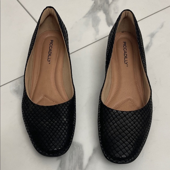 Piccadilly Black Women's Shoes Wedge Heel Flats Sz 36 - Picture 1 of 10